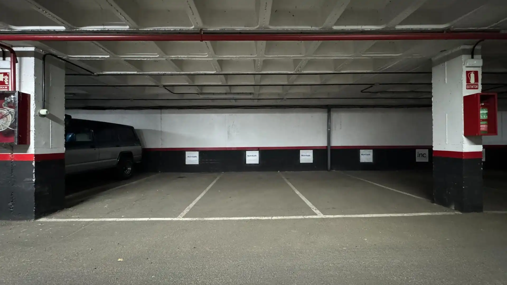 Parking de Oficina en venta en Las Rozas de Madrid con Aire acondicionado y Calefacción