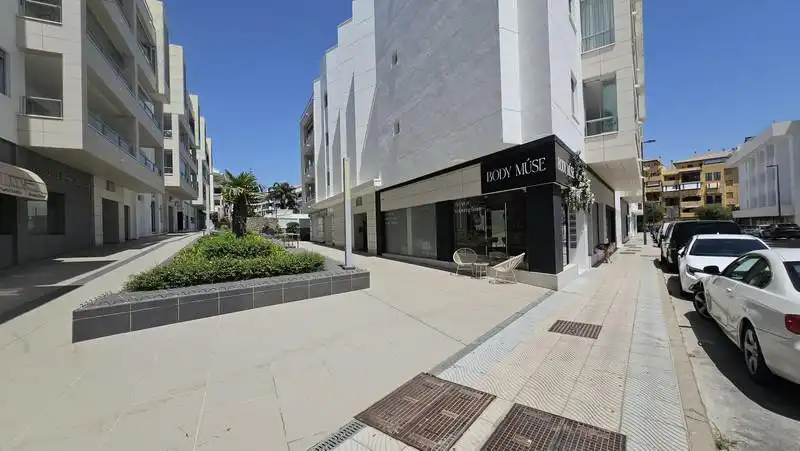 Vista exterior de Apartamento de alquiler en Marbella con Aire acondicionado, Calefacción y Terraza