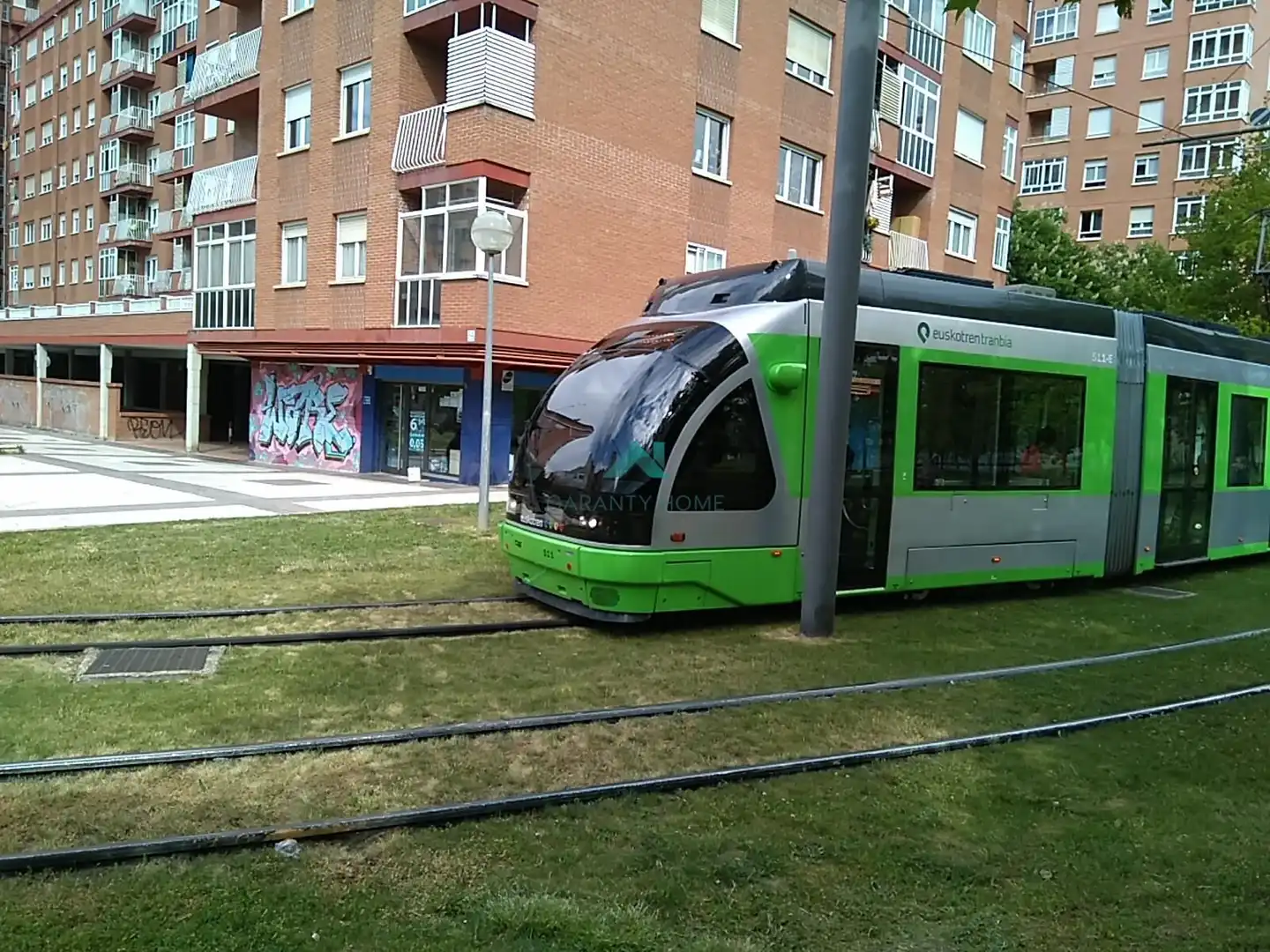 Vista exterior de Local en venda en Vitoria - Gasteiz