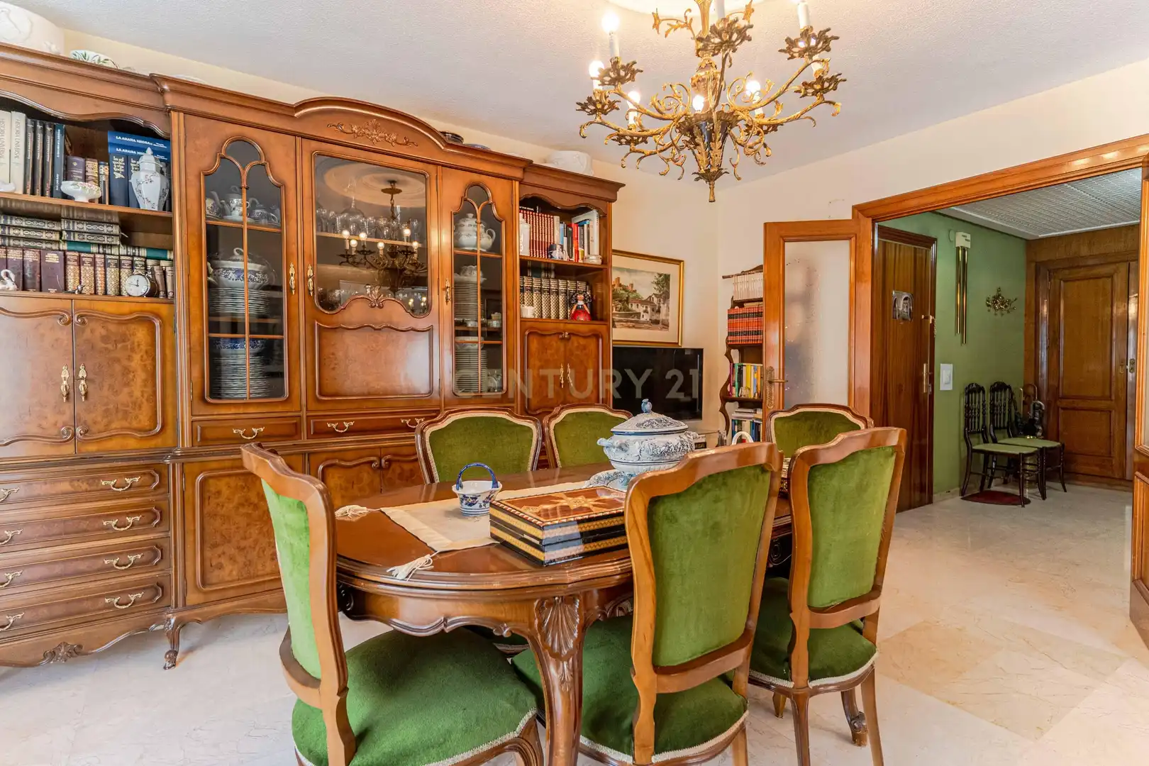 Comedor de Piso en venta en Granada con Trastero y Balcón