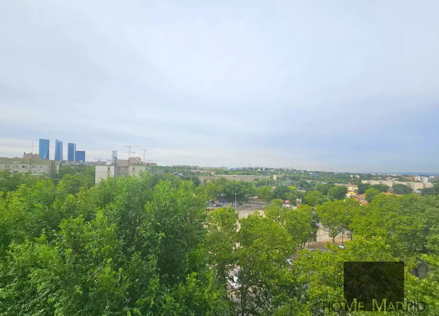 Exterior view of Flat for sale in Madrid  with Heating