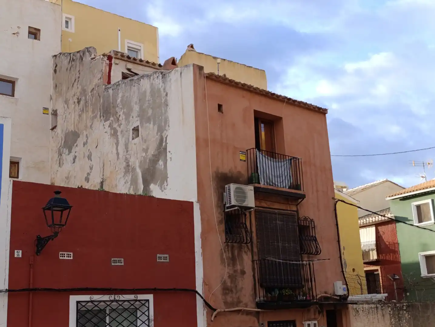 Vista exterior de Casa o chalet en venta en Villajoyosa / La Vila Joiosa con Aire acondicionado, Amueblado y Balcón