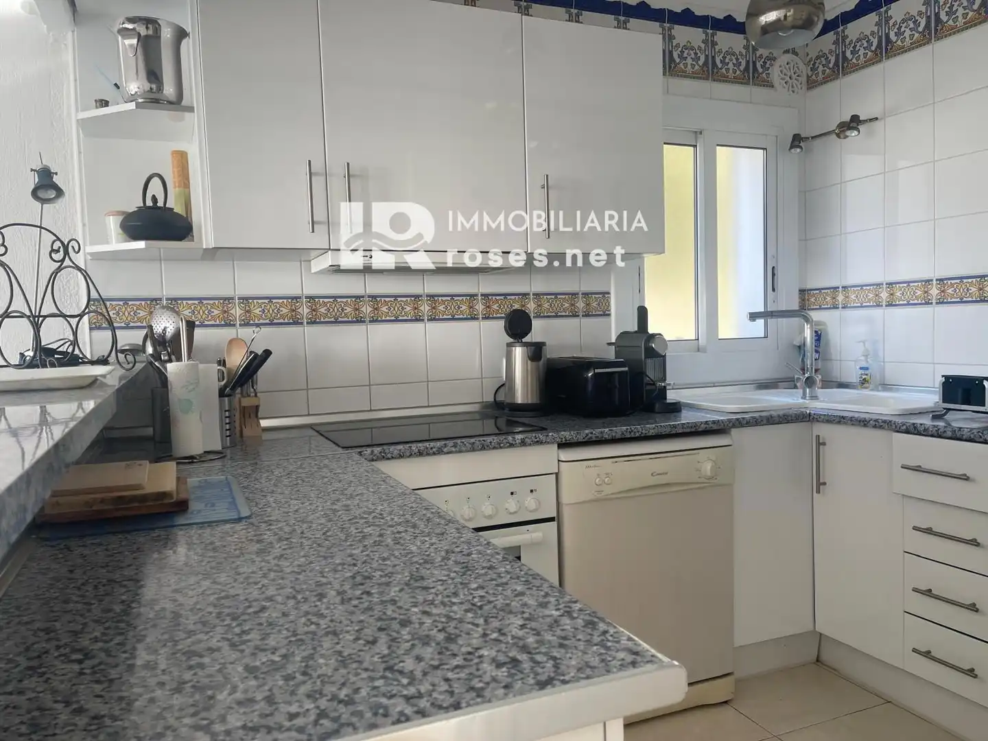 Cocina de Piso en venta en Roses con Aire acondicionado, Terraza y Trastero