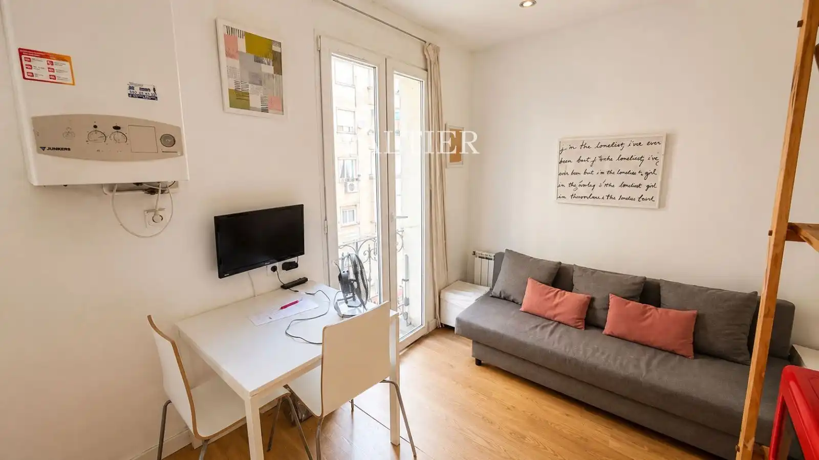 Bedroom of Attic for rent in Madrid  with Furnished