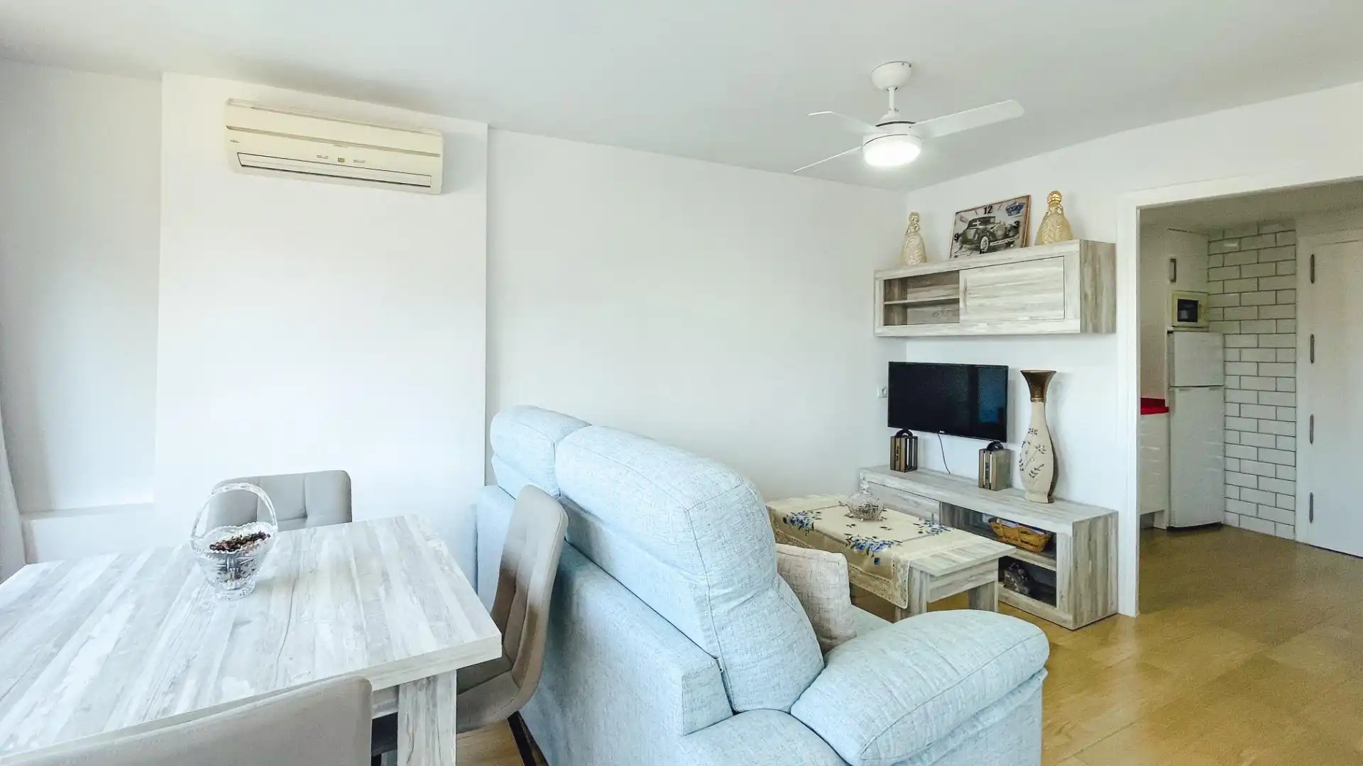Living room of Apartments for rent in Benidorm  with Private garden and Community pool