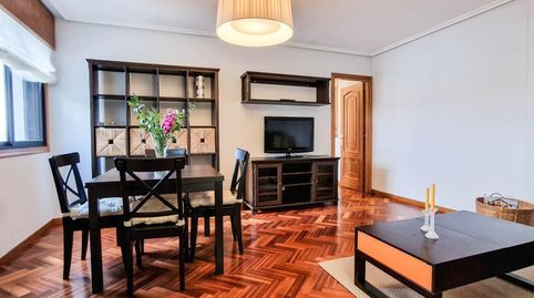 Foto 2 von Wohnungen zur Miete in Ramon Cueto, Monte Alto - Zalaeta - Atocha, A Coruña Capital