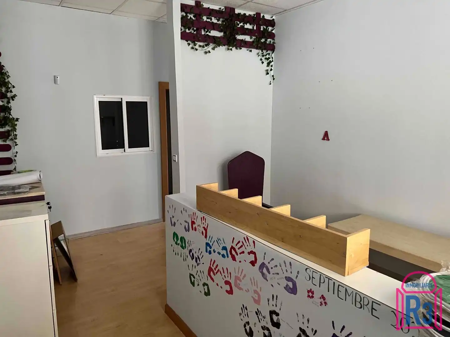 Geschaftsraum zur Miete in León Capital 