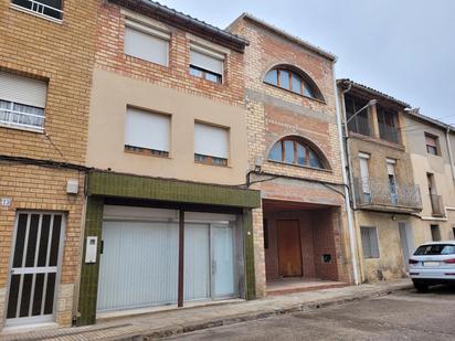 Vista exterior de Casa adosada en venda en Bellvís amb Calefacció i Forn