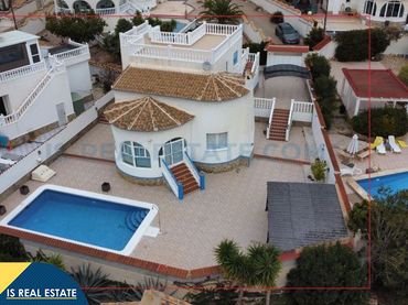 Detached house with pool for sale in Los Balcones - Los Altos