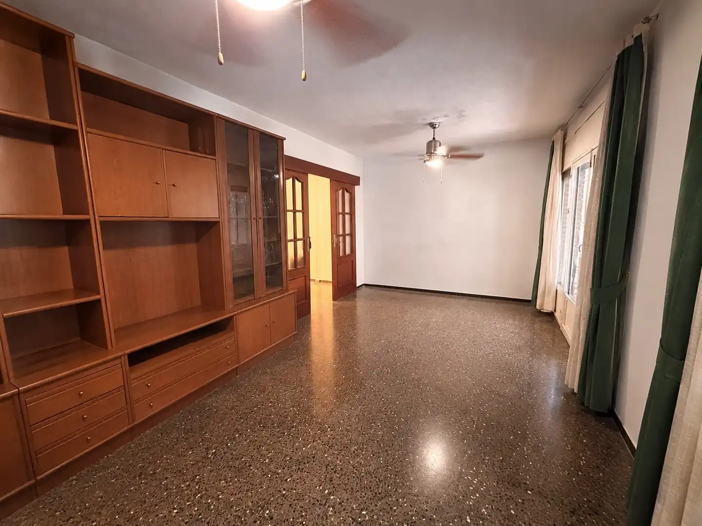 Sala d'estar de Pis en venda en Alicante / Alacant amb Forn i Balcó