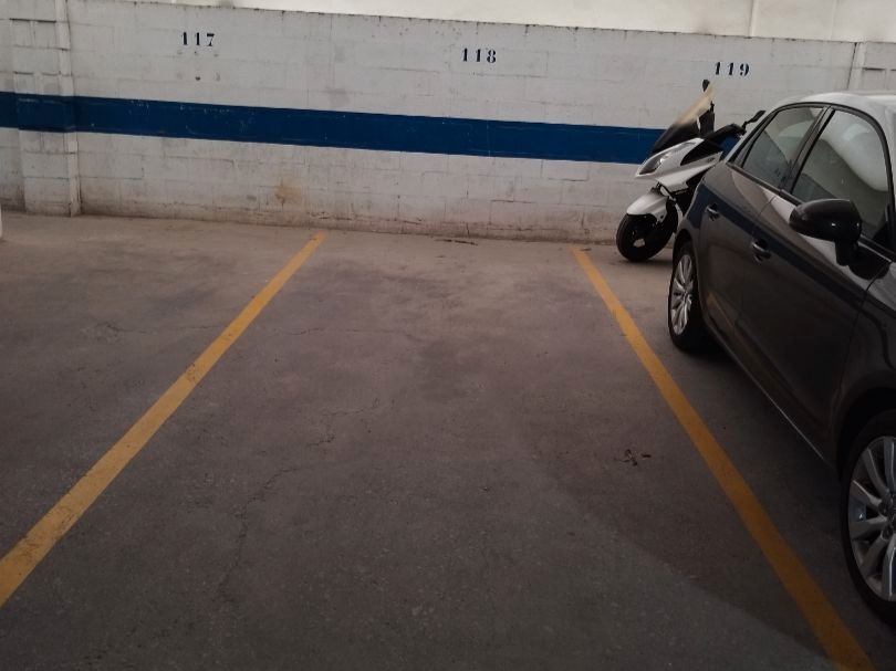 Parking of Garage to rent in Vélez-Málaga