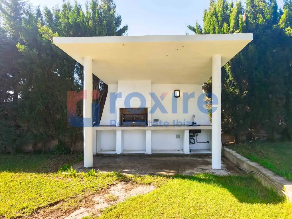 Vista exterior de Casa o chalet de alquiler en Sant Antoni de Portmany con Jardín privado, Terraza y Piscina
