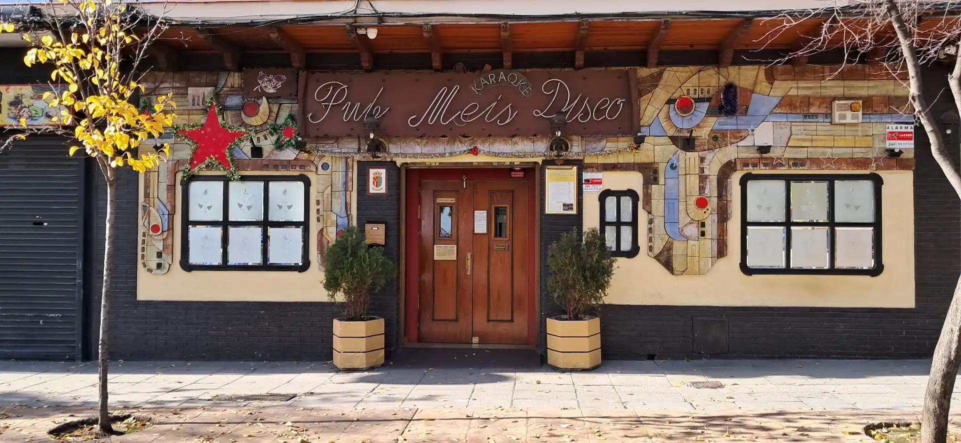 Local comercial en traspàs a Avenida Juan de la Cierva
