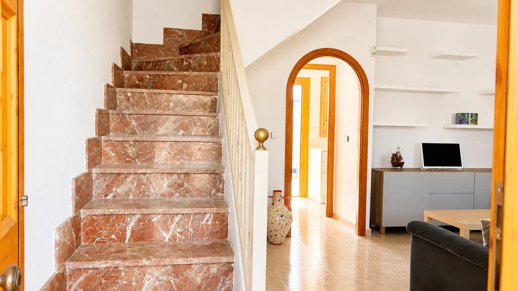 Einfamilien-Reihenhaus zur Miete in San Javier mit Klimaanlage, Privatgarten und Terrasse