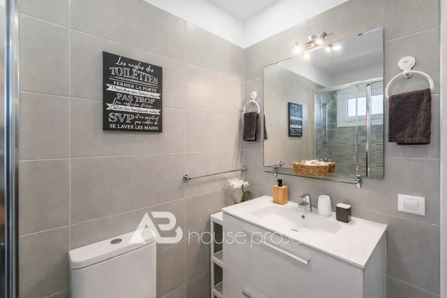 Baño de Estudio en venta en Adeje con Terraza, Amueblado y Piscina comunitaria
