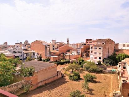 Vista exterior de Pis en venda en El Vendrell amb Aire condicionat