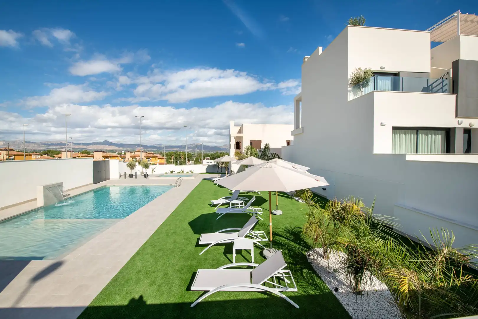 Terraced house with pool for sale in Calle Calle Dinamarca 5, imagen 19