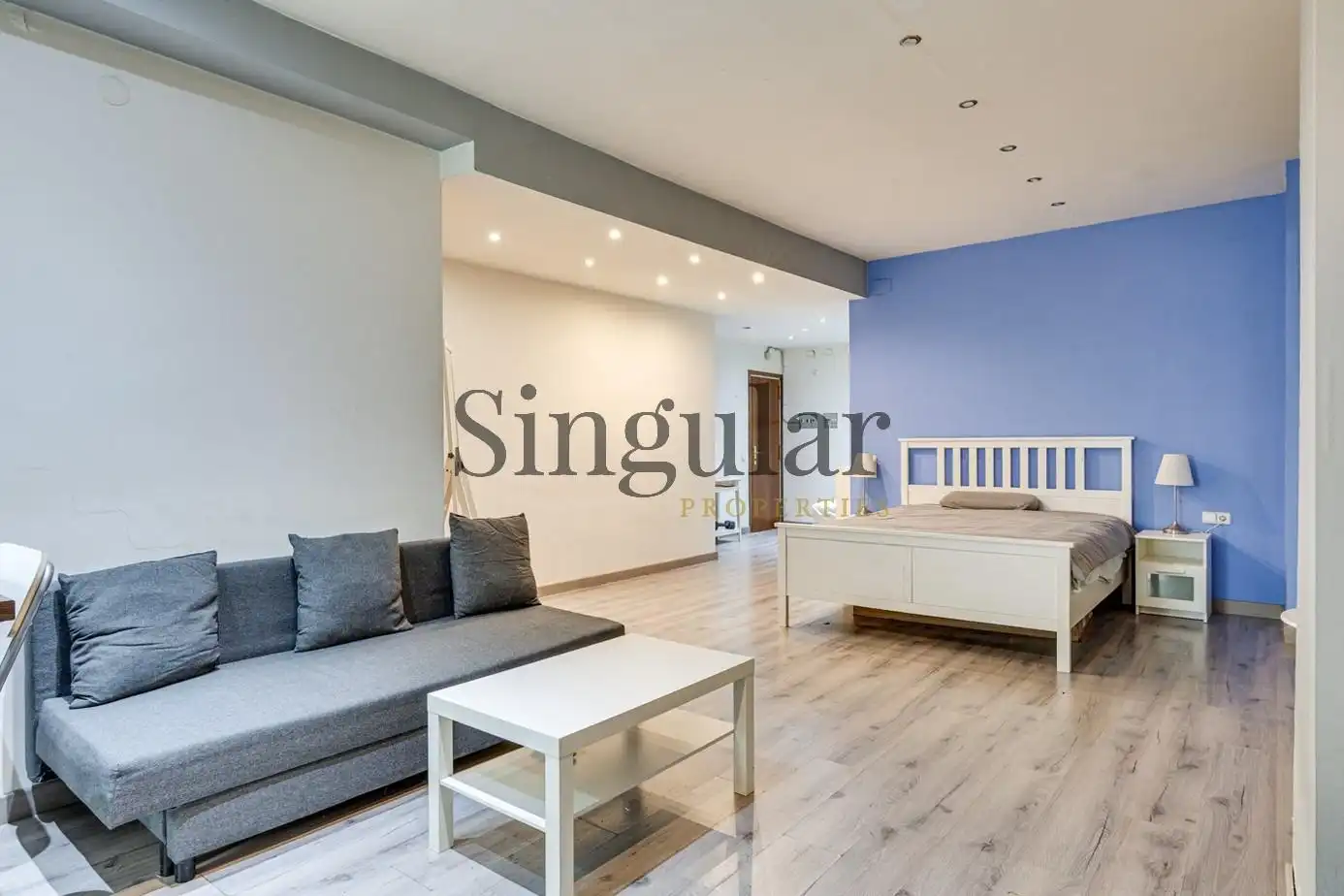 Sala d'estar de Planta baixa en venda en Barcelona amb Aire condicionat i Calefacció