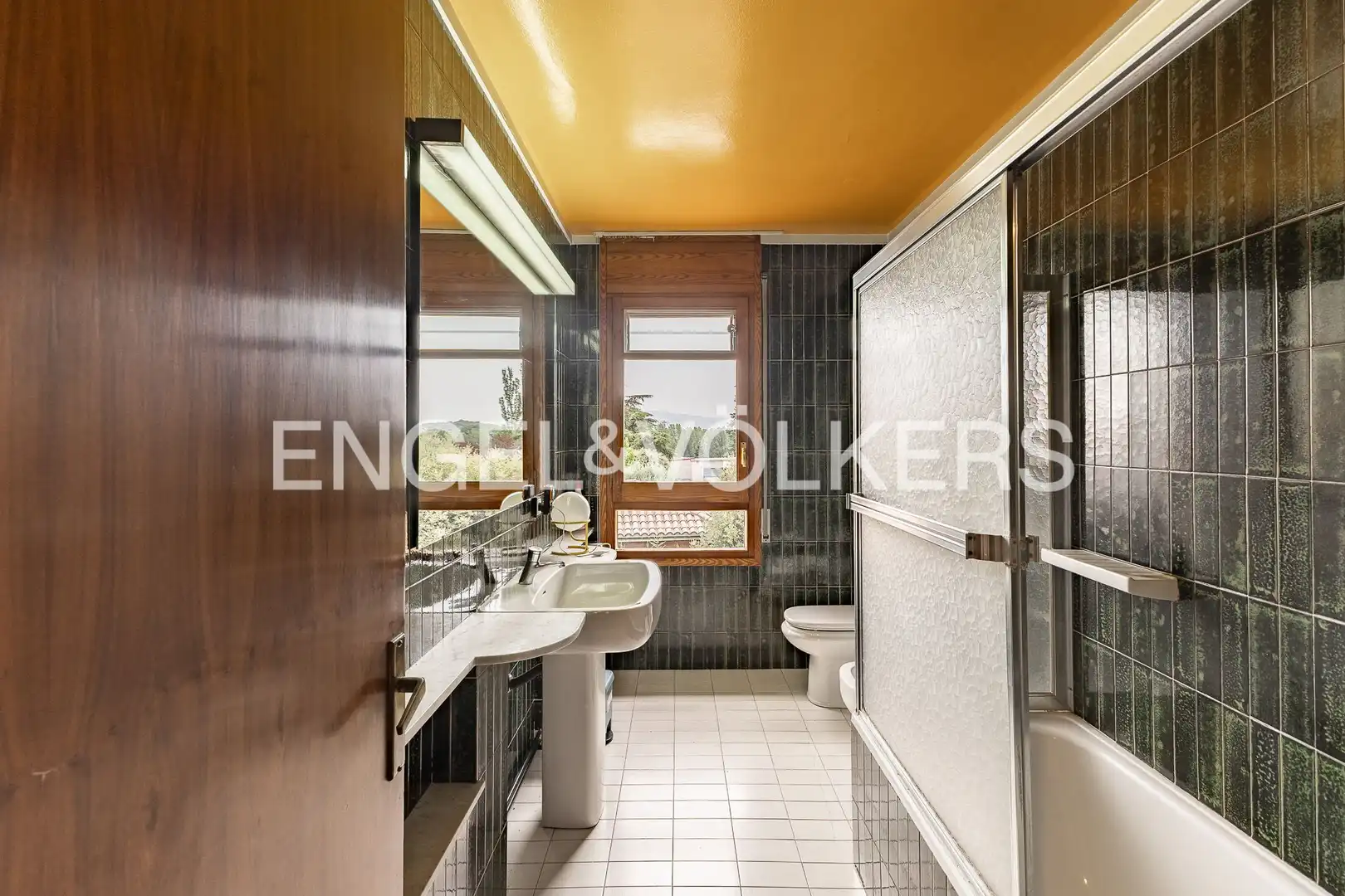 Baño de Casa o chalet en venta en Manlleu con Calefacción, Jardín privado y Terraza
