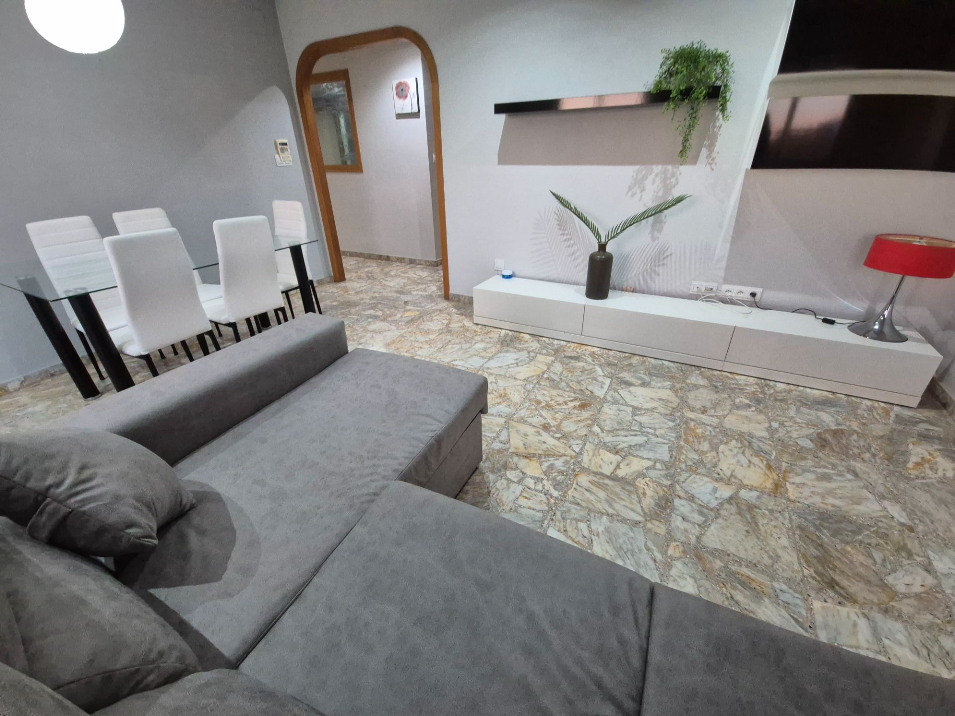 Living room of Flat to rent in Elche / Elx  with Furnished, Oven and Washing machine