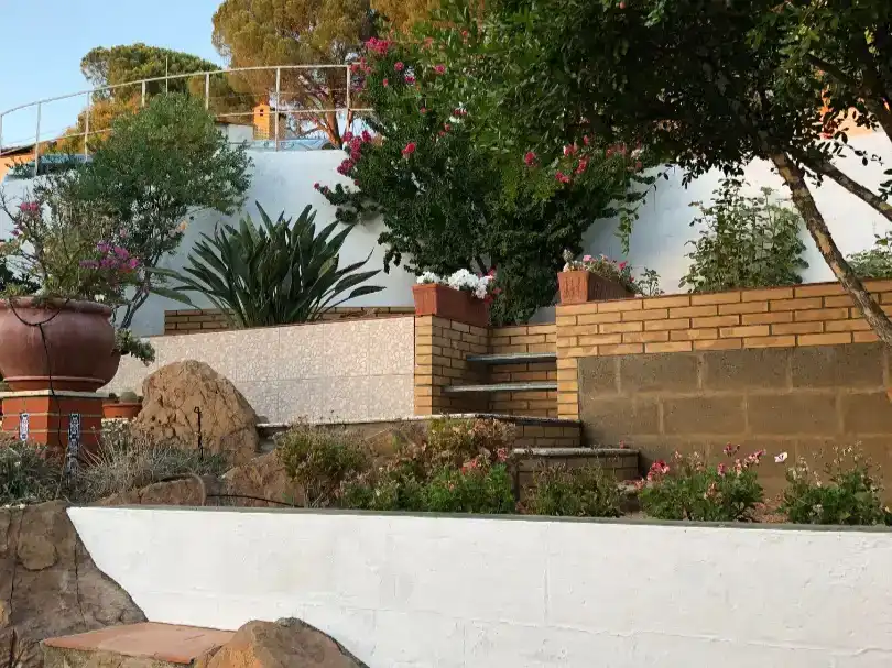 Jardí de Casa o xalet en venda en El Campillo (Huelva) amb Jardí privat, Traster i Moblat