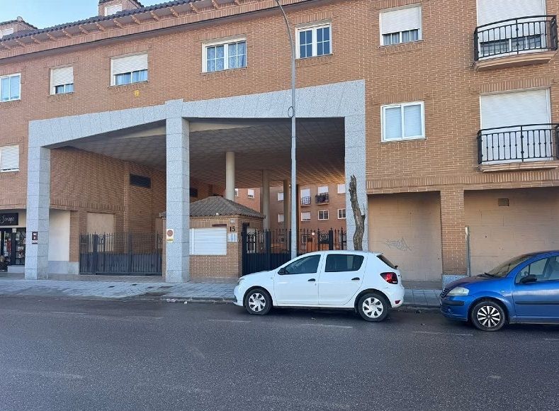 Vista exterior de Piso en venta en Cobeja