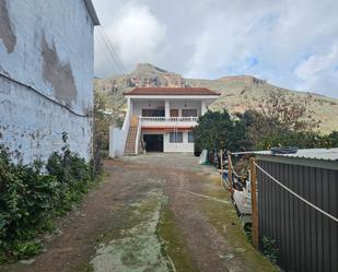 Vista exterior de Casa o xalet en venda en Valsequillo de Gran Canaria amb Aire condicionat, Jardí privat i Terrassa