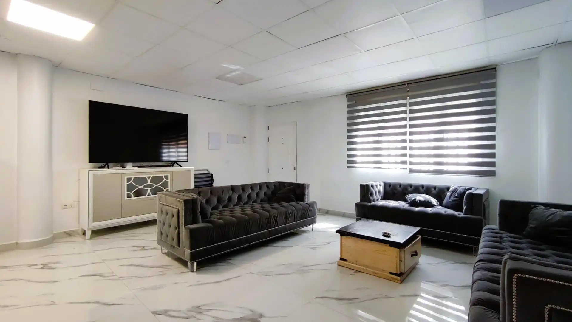 Sala d'estar de Casa o xalet en venda en Tavernes de la Valldigna amb Aire condicionat, Terrassa i Traster