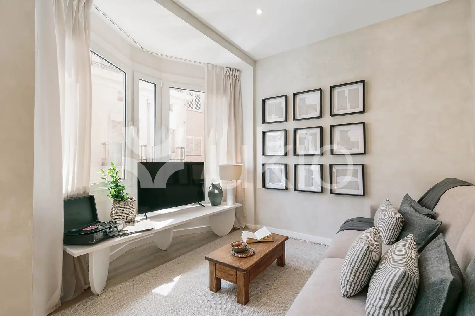 Sala de estar de Apartamento de alquiler en Barcelona con Aire acondicionado, Amueblado y Horno