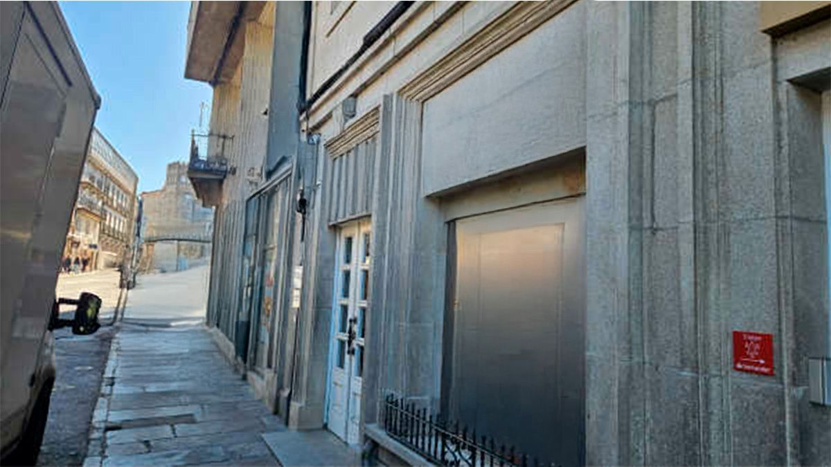 Oficina en venta en SENRA, 15, Ensanche - Sar