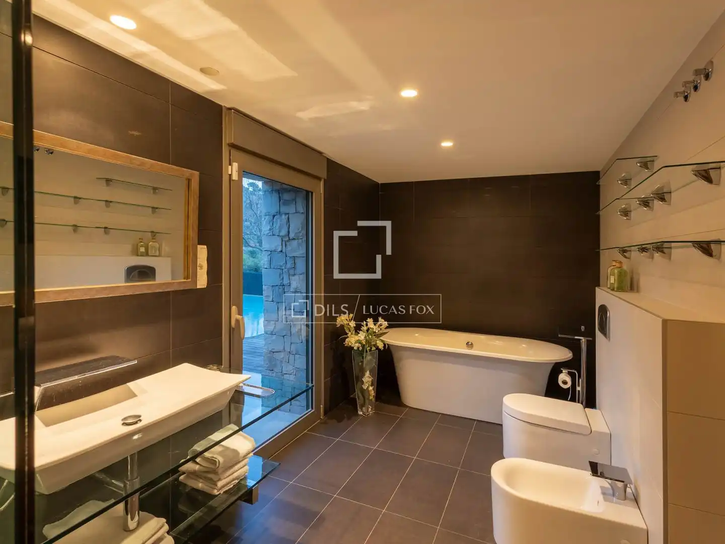 Baño de Casa o chalet en venta en Sagunto / Sagunt con Aire acondicionado, Calefacción y Jardín privado