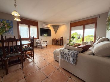 Villa con piscina in vendita a Camí de les Martines