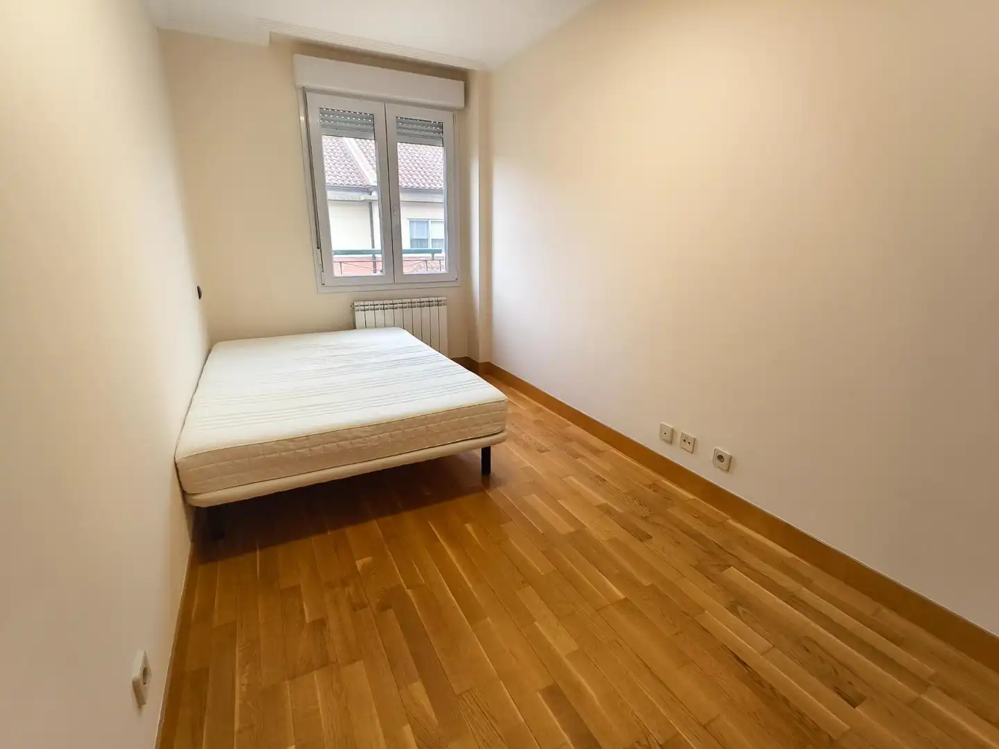 Dormitori de Casa o xalet en venda en Valladolid amb Calefacció i Terrassa
