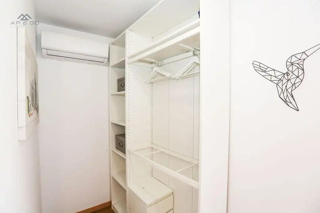 Dormitori de Àtic de lloguer en Almuñécar amb Aire condicionat, Terrassa i Moblat
