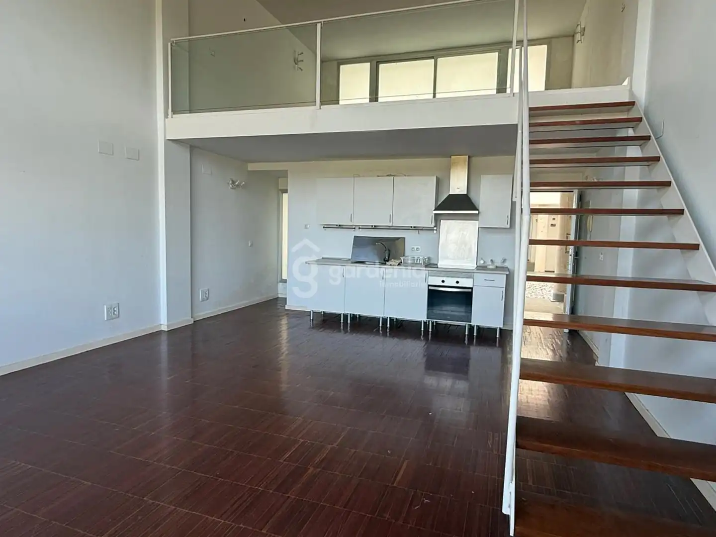 Sala de estar de Piso de alquiler en Gelves con Aire acondicionado y Trastero