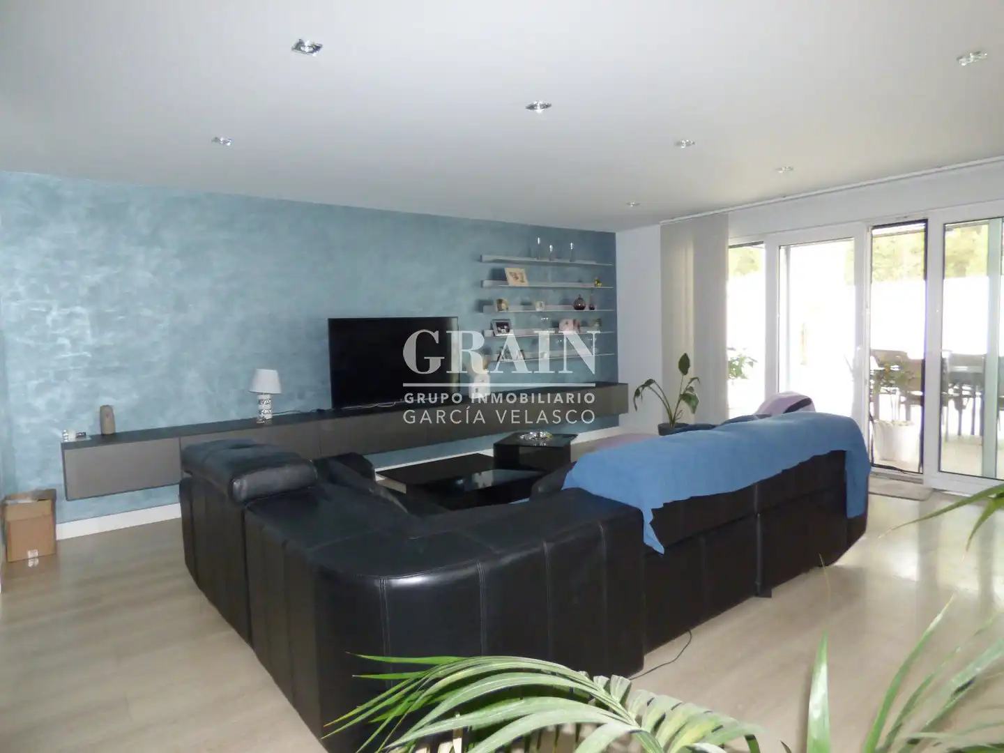 Living room of Houses for sale in Albacete  with Heating, Terrace and Storage room