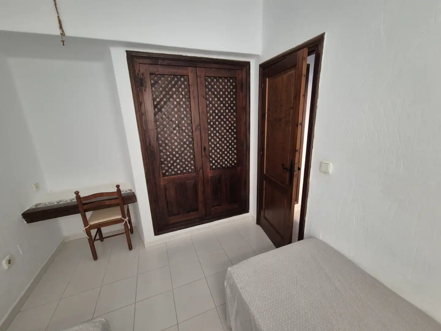Ground floor for rent in Torrevieja  with Air Conditioner, Terrace and Furnished