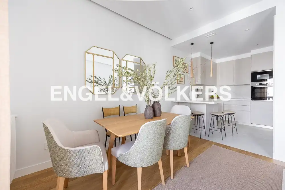 Dining room of Flat for rent in Barrio de Salamanca