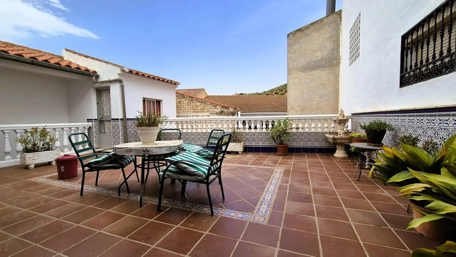 House for sale in Loja
