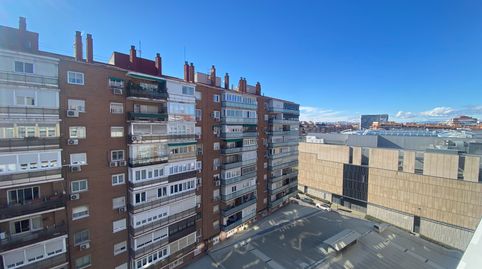 Photo 3 of Flat for rent in Avenida del Manzanares, Moscardó, Madrid Capital