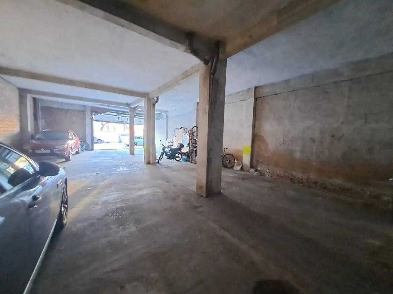 Garage for sale in Burgos