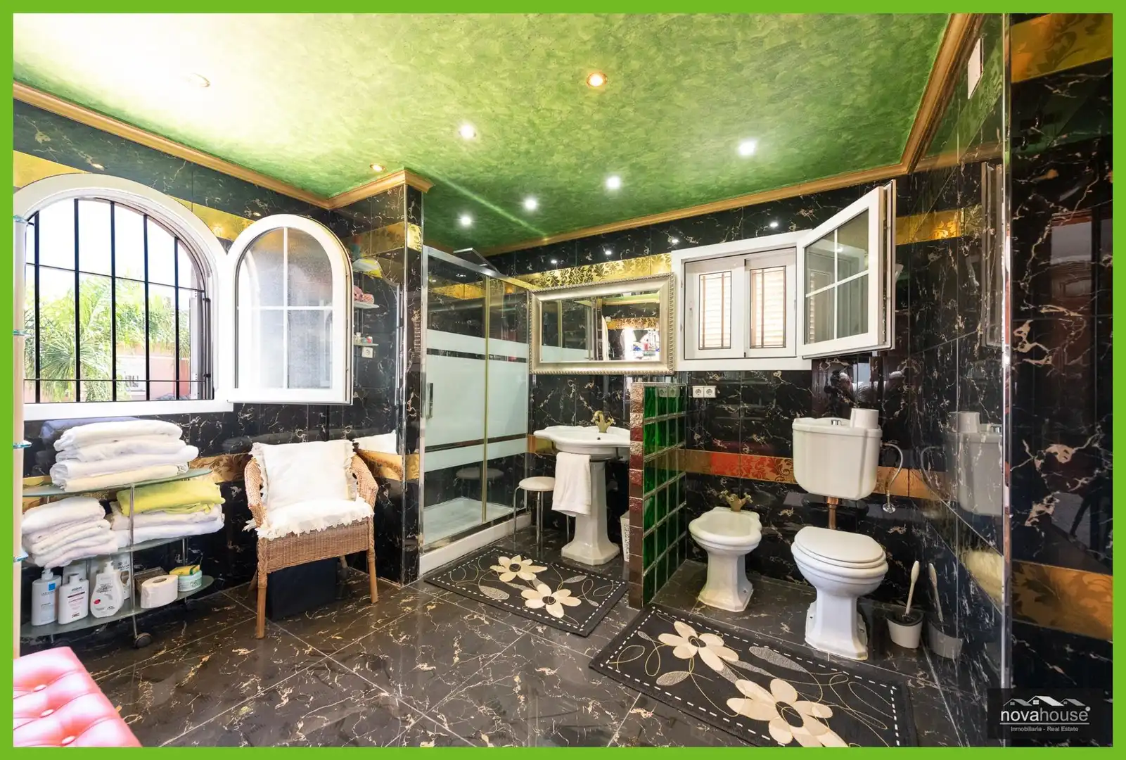 Baño de Casa o chalet en venta en Torremolinos con Aire acondicionado, Jardín privado y Trastero