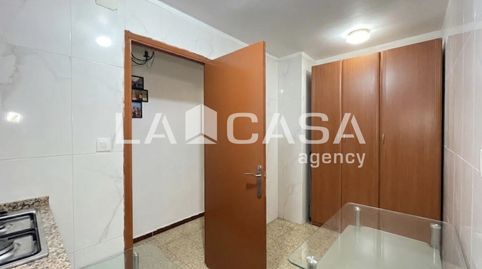 Foto 3 de Piso en venta en La Salut, Badalona