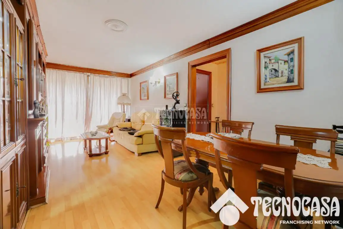 Sala de estar de Piso en venta en Santa Coloma de Gramenet
