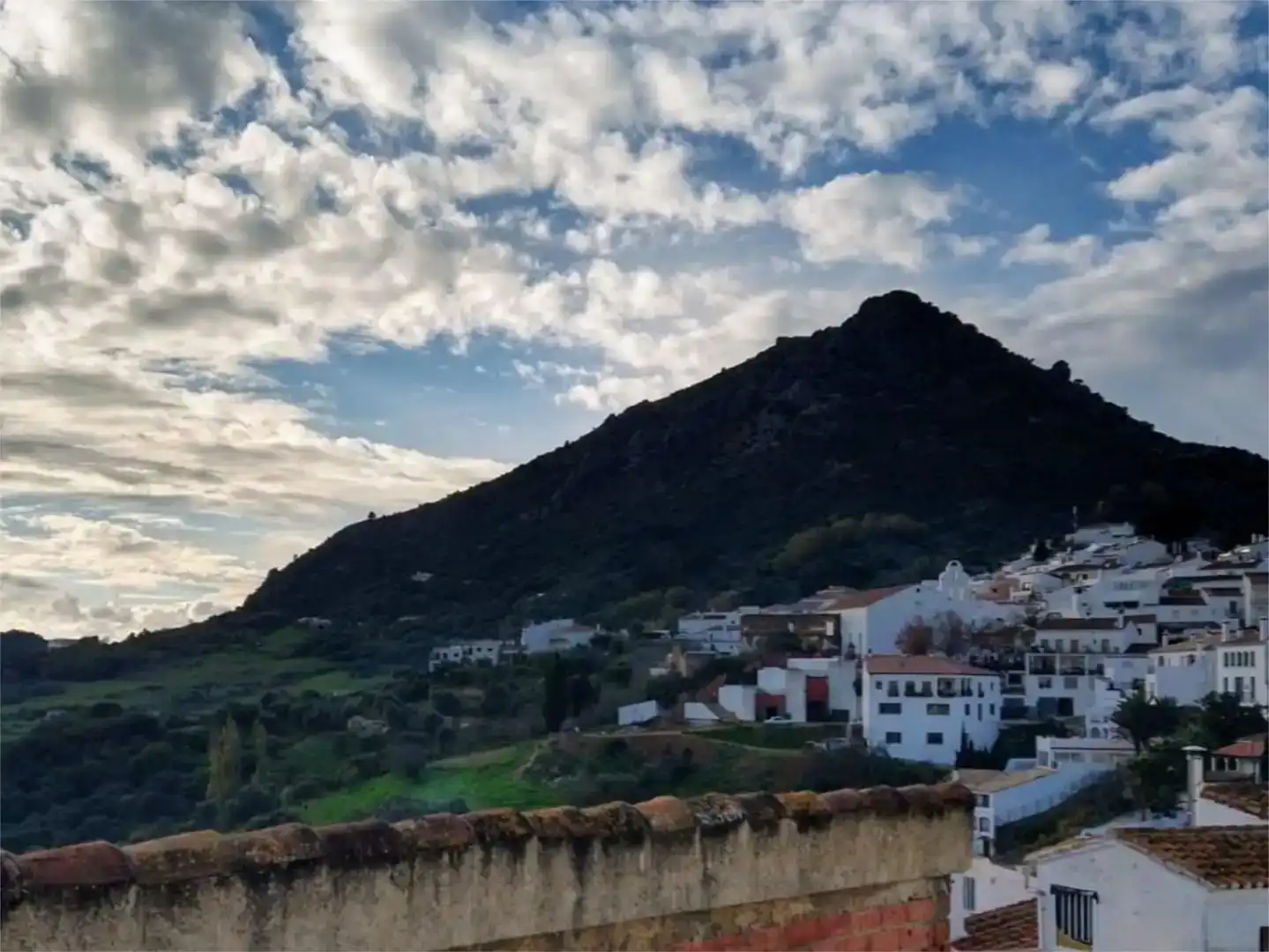 Vista exterior de Casa adosada en venda en Gaucín