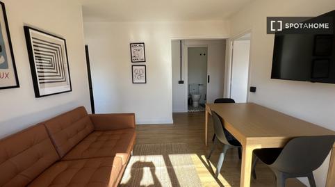 Foto 2 de Apartament per a compartir a Can Serra, Barcelona
