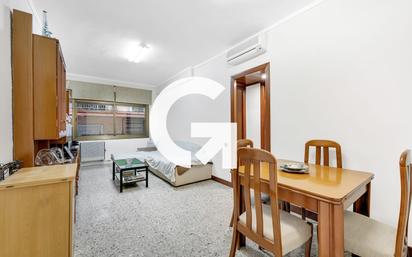 Bedroom of Flat for sale in  Barcelona Capital  with Air Conditioner