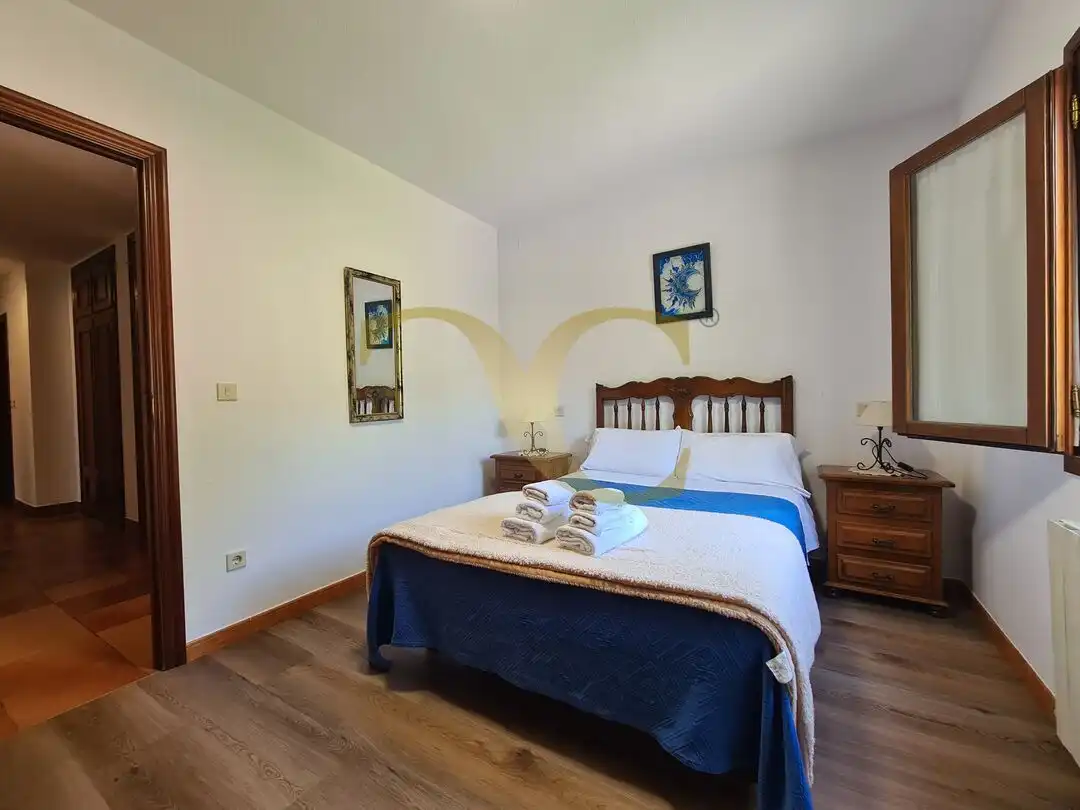 Dormitori de Casa o xalet en venda en Peñamellera Alta amb Calefacció, Jardí privat i Terrassa