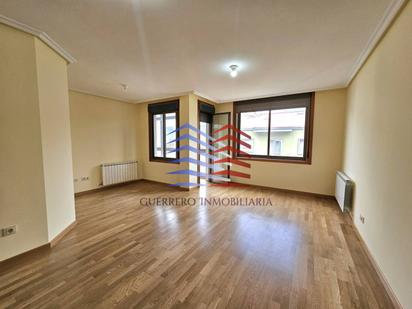 Exterior view of Duplex to rent in Ourense Capital   with Heating, Parquet flooring and Storage room