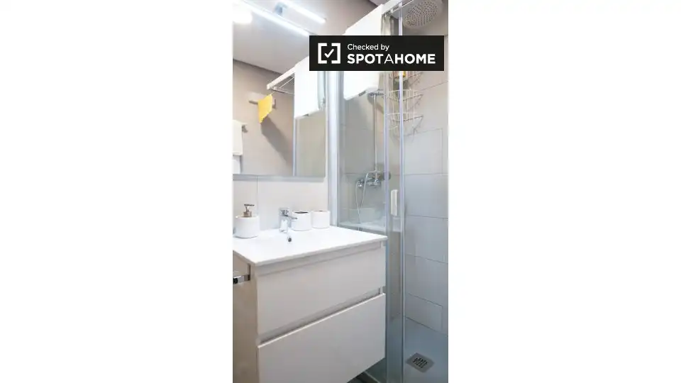 Room in Justicia - Chueca